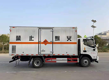 衡山爆破器材运输车